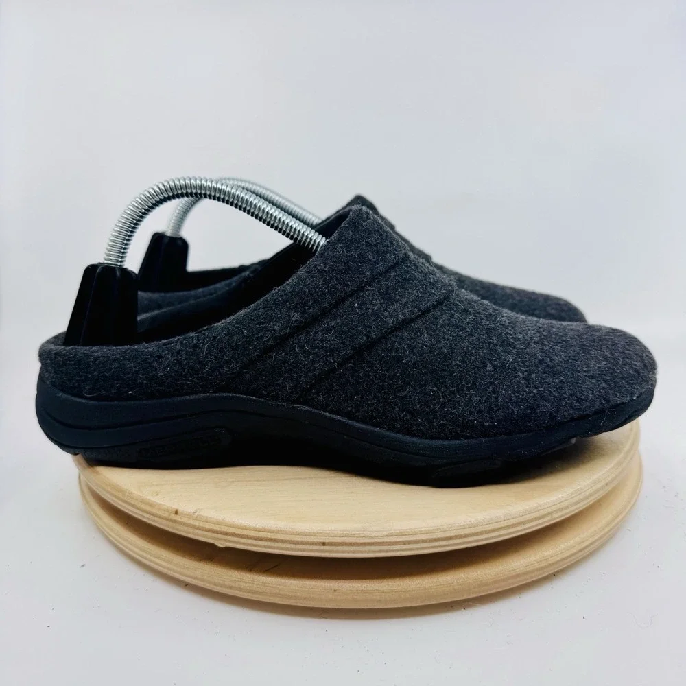 Merrell dassie stitch